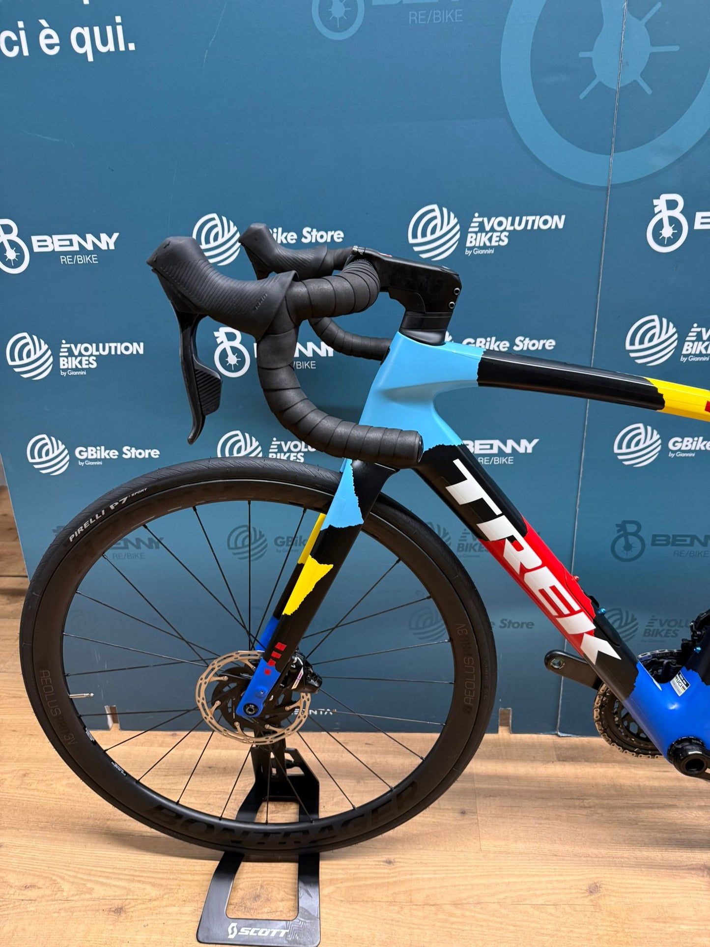 Trek Domane SLR 7 AXS Team Réplique Taille 54 - Occasion