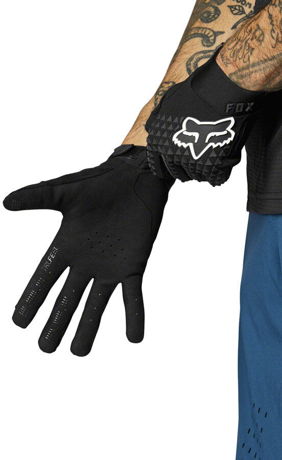 Fox defiende guantes MTB