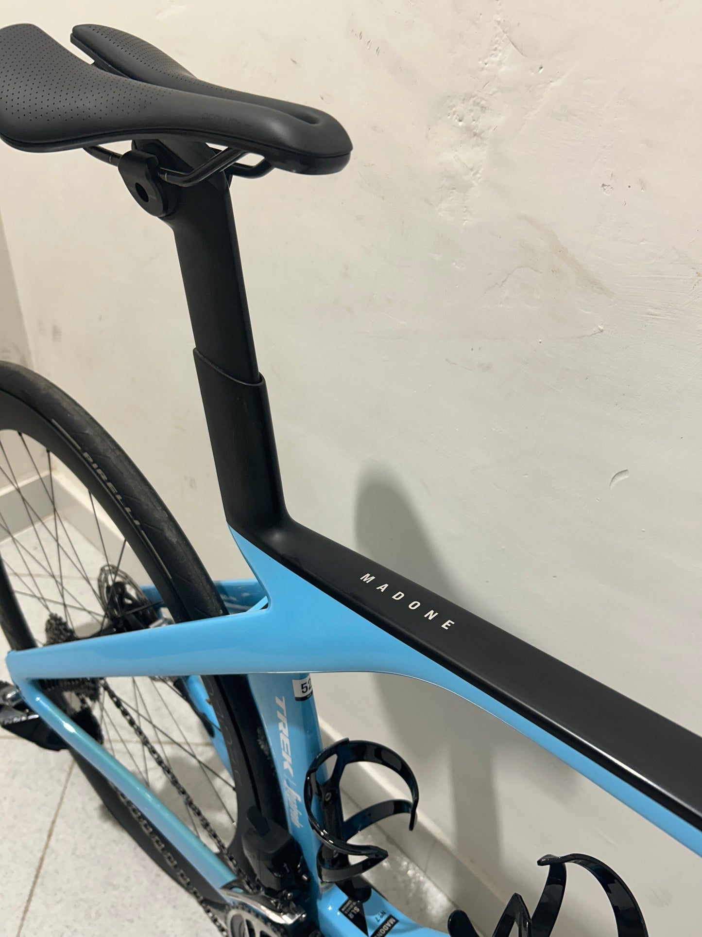 Trek Madone SLR 9 de enero Tamaño 52 - Usado