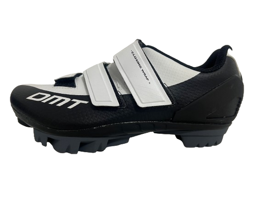 Sapatos DMT M6