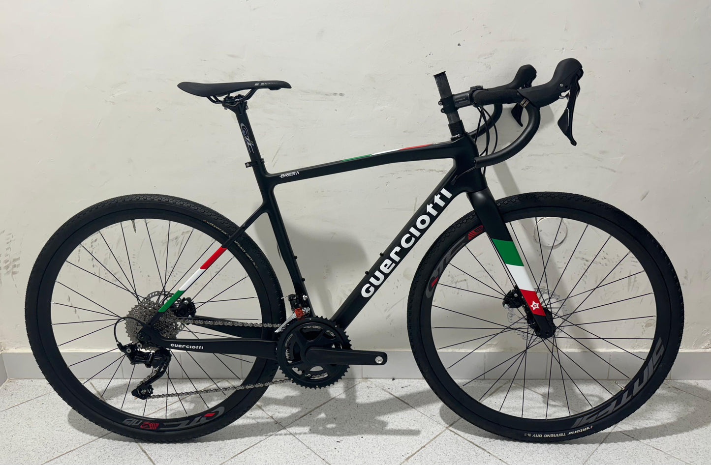 Guerciotti Brera Disc personalizado tricolor