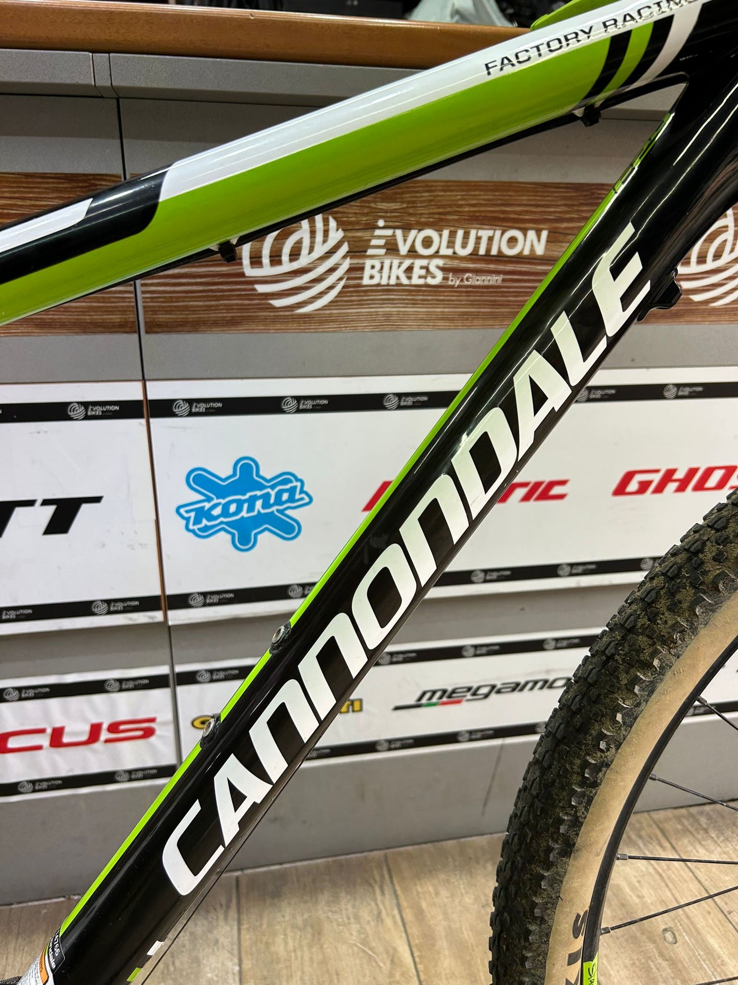 Cannondale F29 Factory Racing -Größe L - Gebraucht