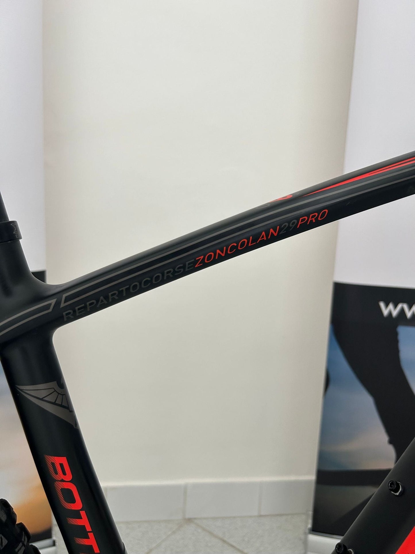 Bottecchia Zoncolan 29 Pro storlek 48 - Används