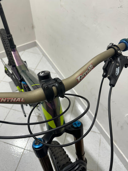 Devinci Split Pivot Cut L - Används