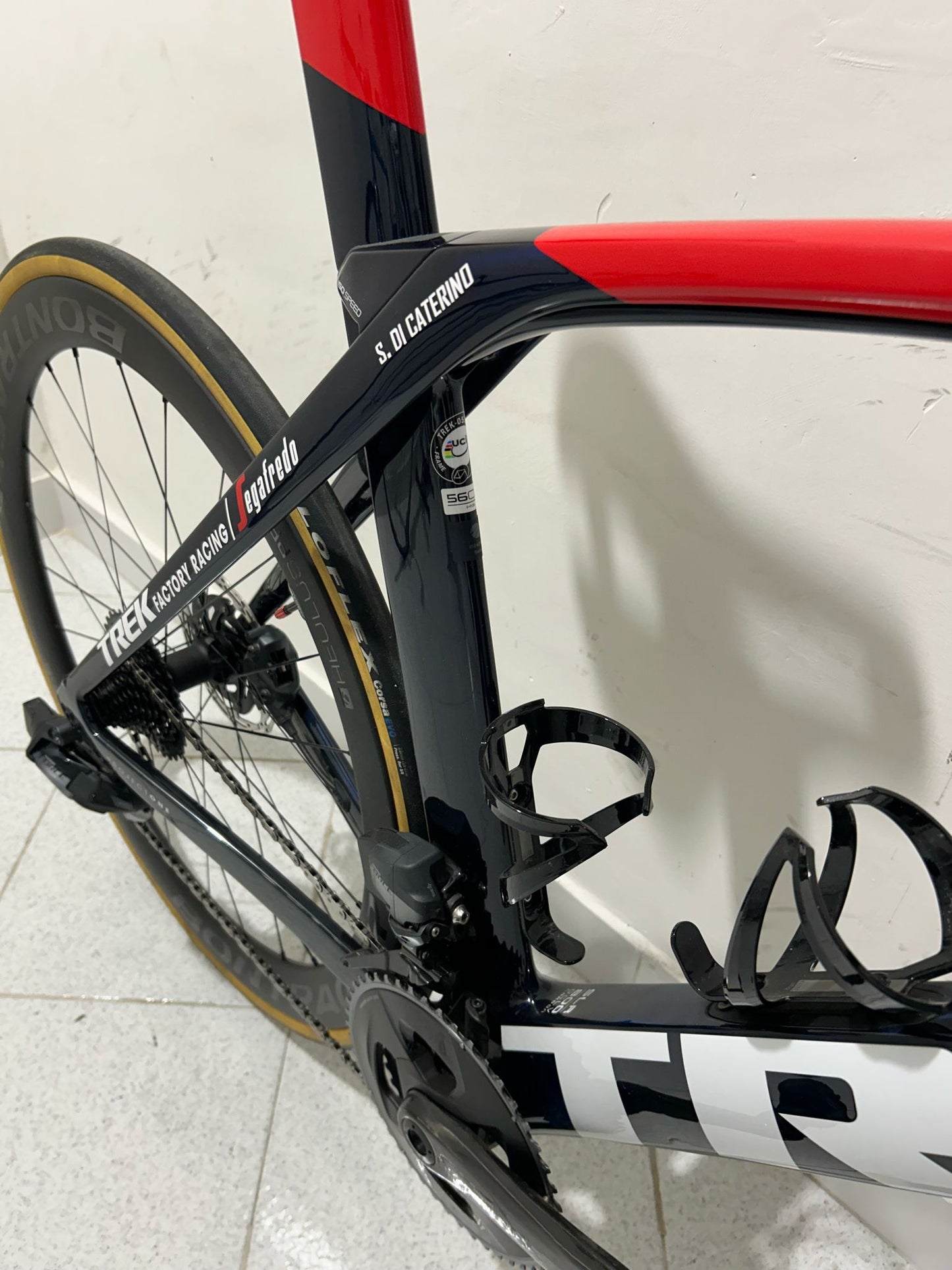 Trek Madone SLR 7 AXS Gen 6 Velikost 56 - Používá se