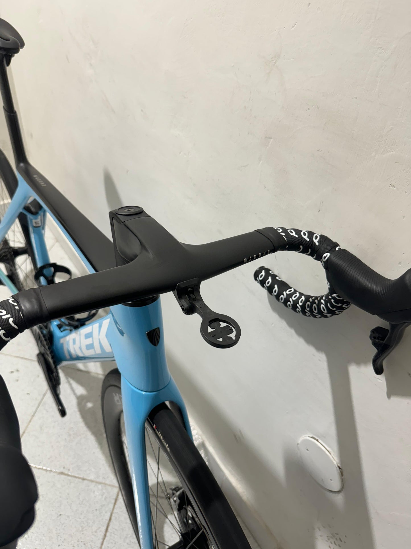 Trek Madone SLR 9 AXS Gen 7 Taglia 56 - Usata