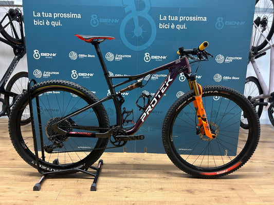 Protek Futura Limited Edition Cut L - Gebraucht