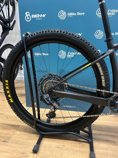 Scott Scale Rozmiar Pucharu Świata RC S - Używany