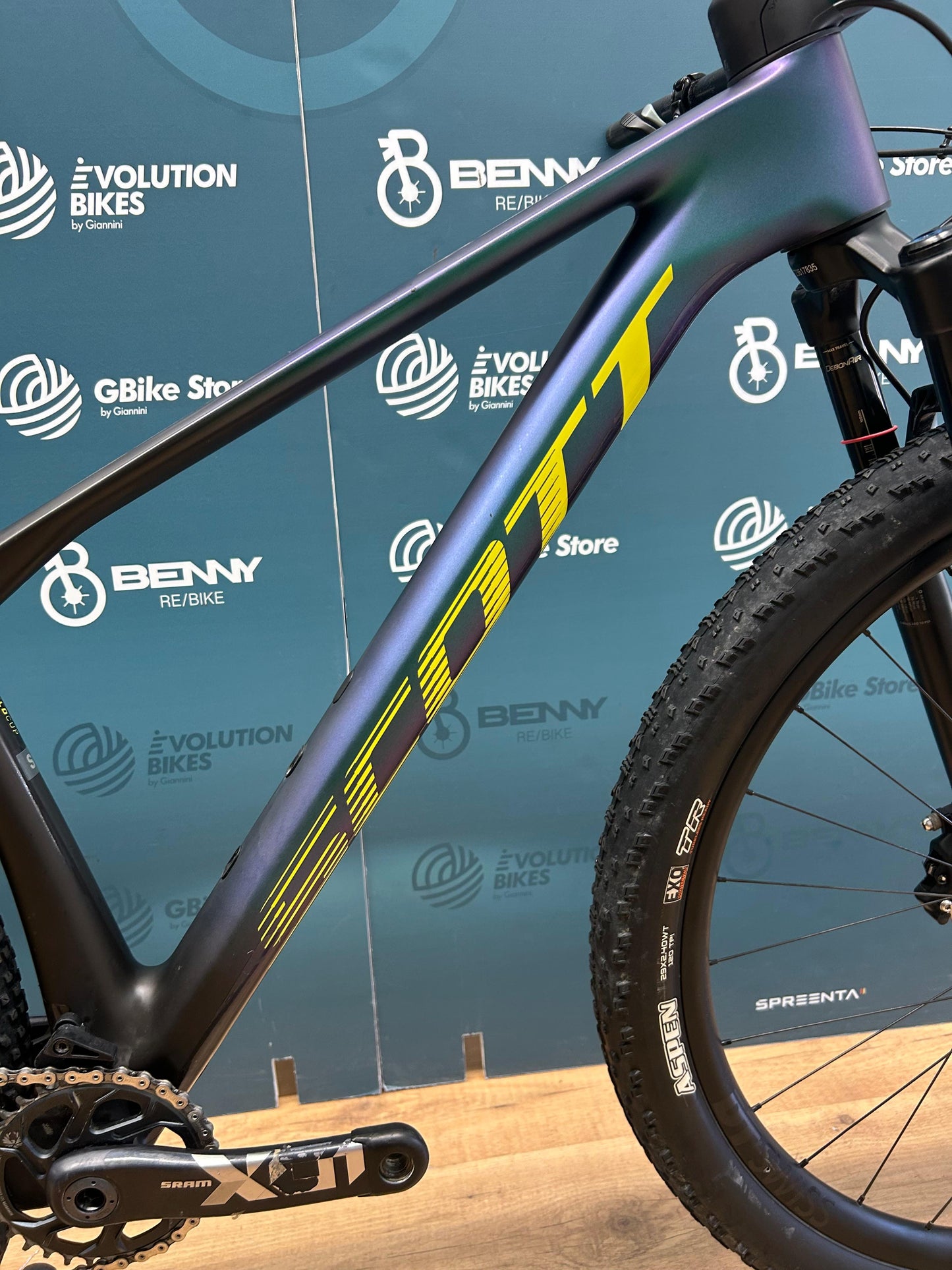 Scott Scale Rozmiar Pucharu Świata RC S - Używany