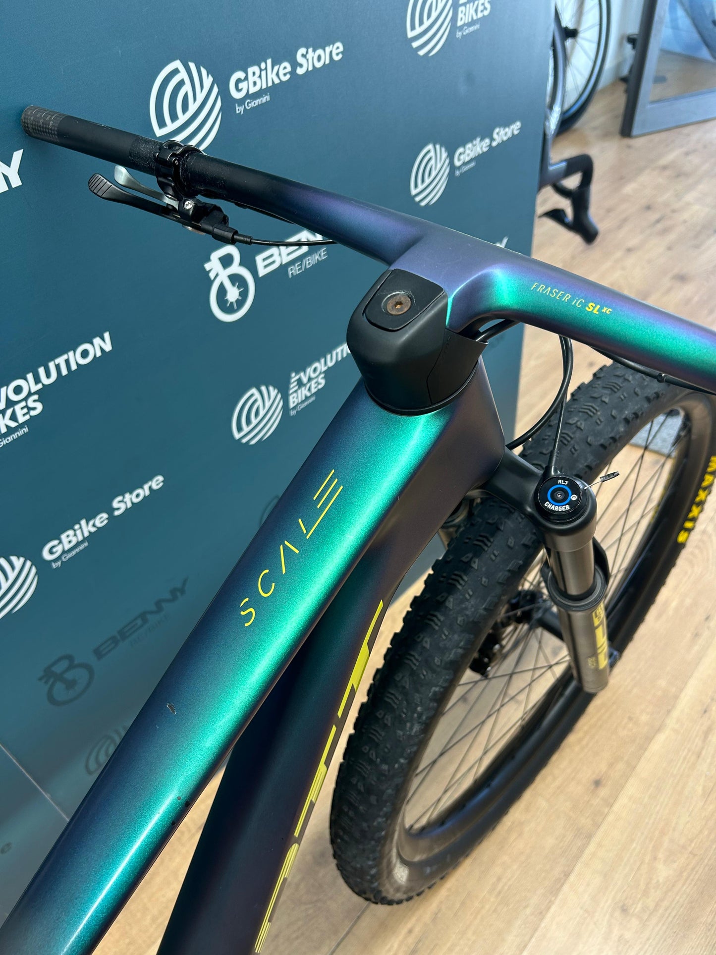 Scott Scale Rozmiar Pucharu Świata RC S - Używany