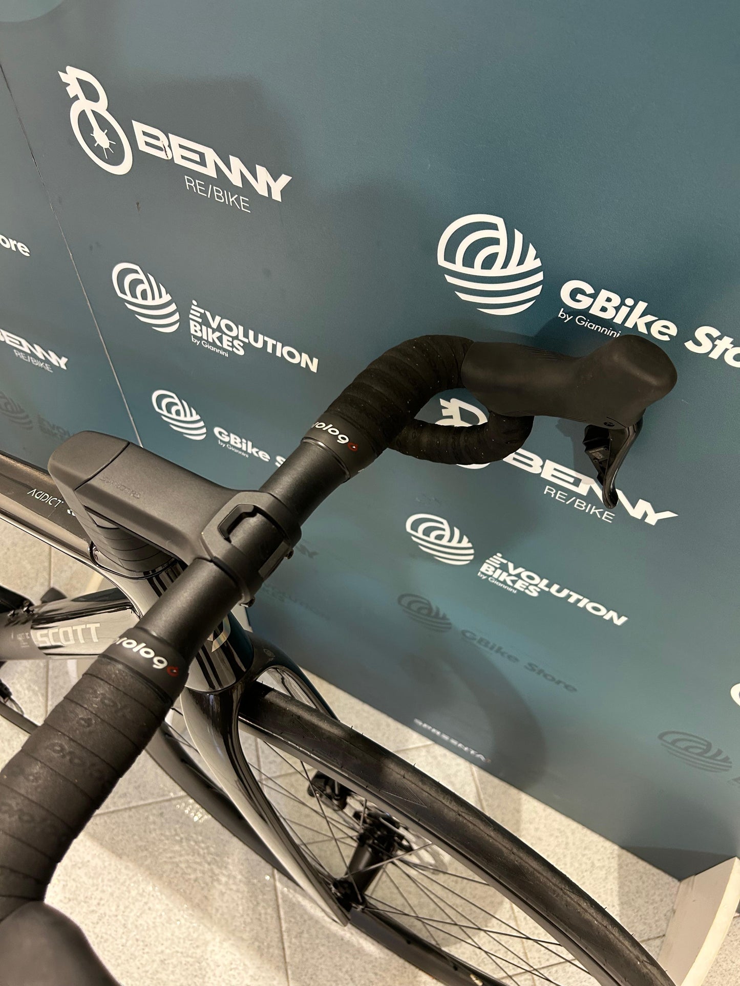 Scott Rozmiar Addict RC 30 M Test demonstracyjny