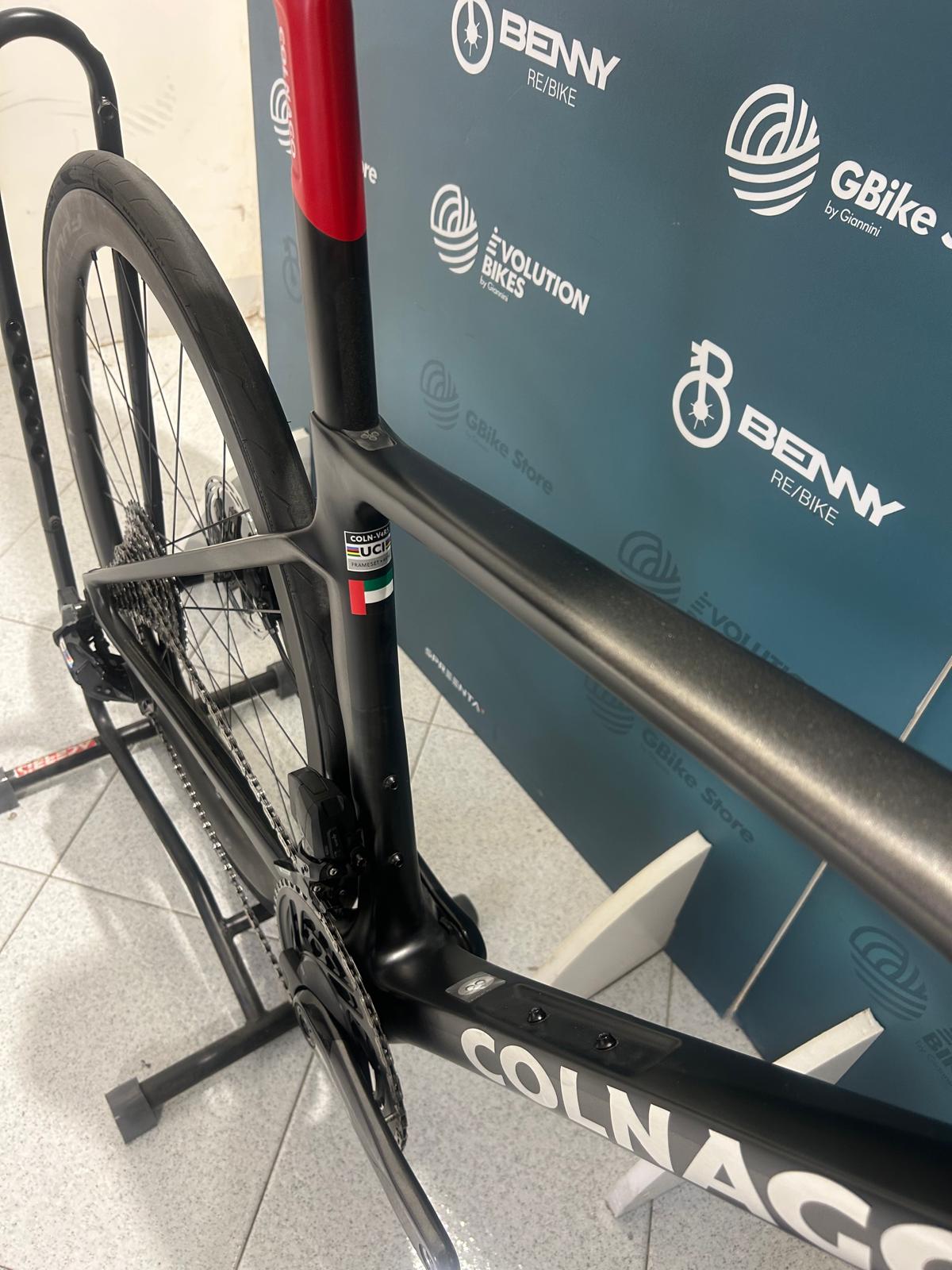 Colnago V4RS VAE Emirate Größe 420