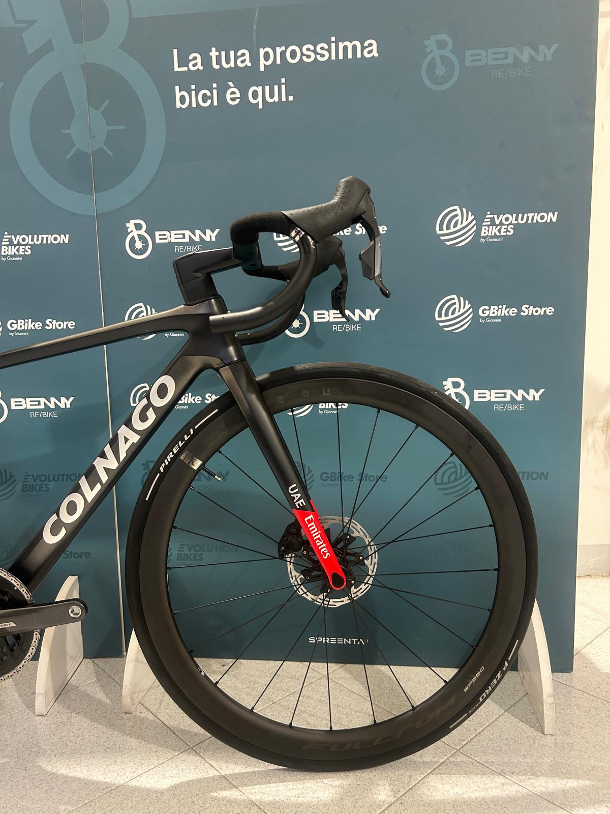 Colnago V4RS VAE Emirate Größe 420