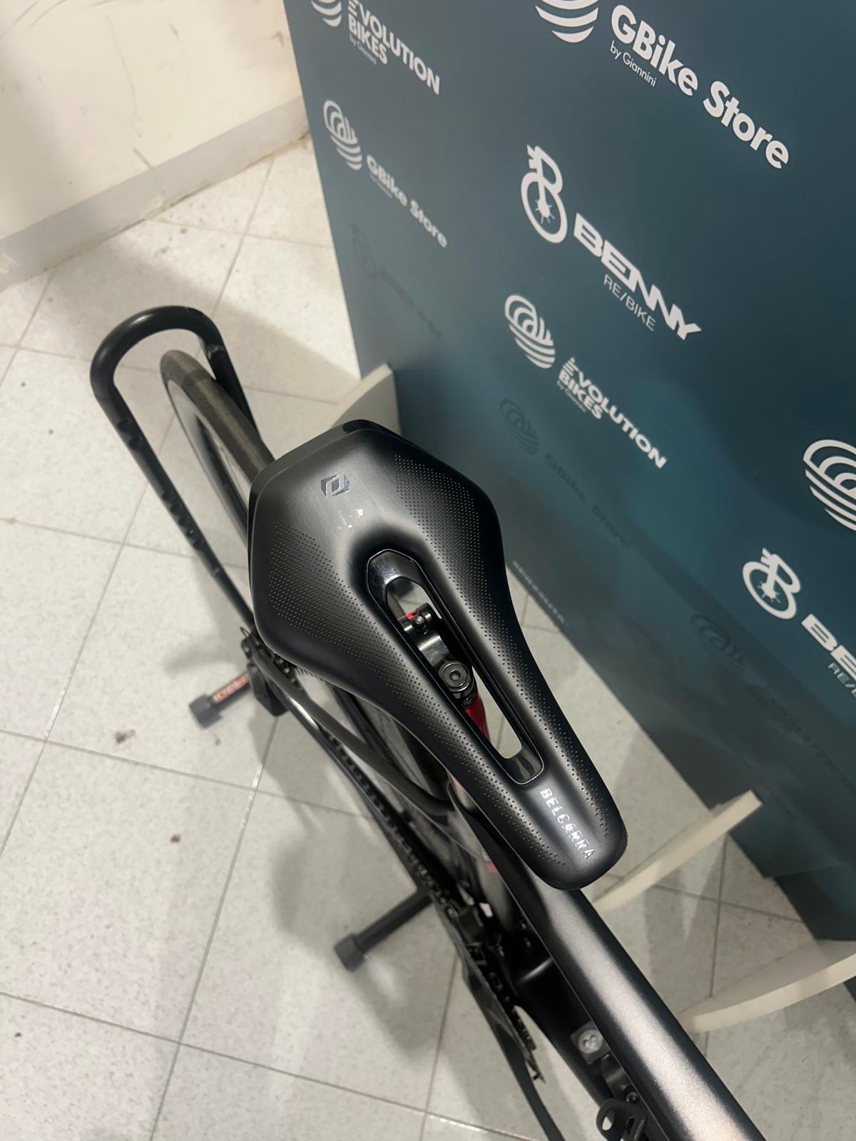 Colnago V4RS UAE Emirates Taille 45.5 - Occasion