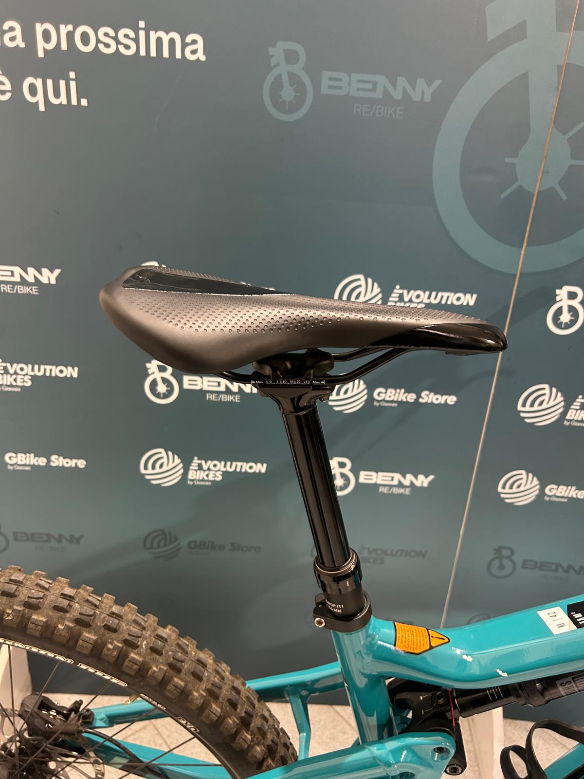 Enfoque JAM 2 7.8 Tamaño M - Usado