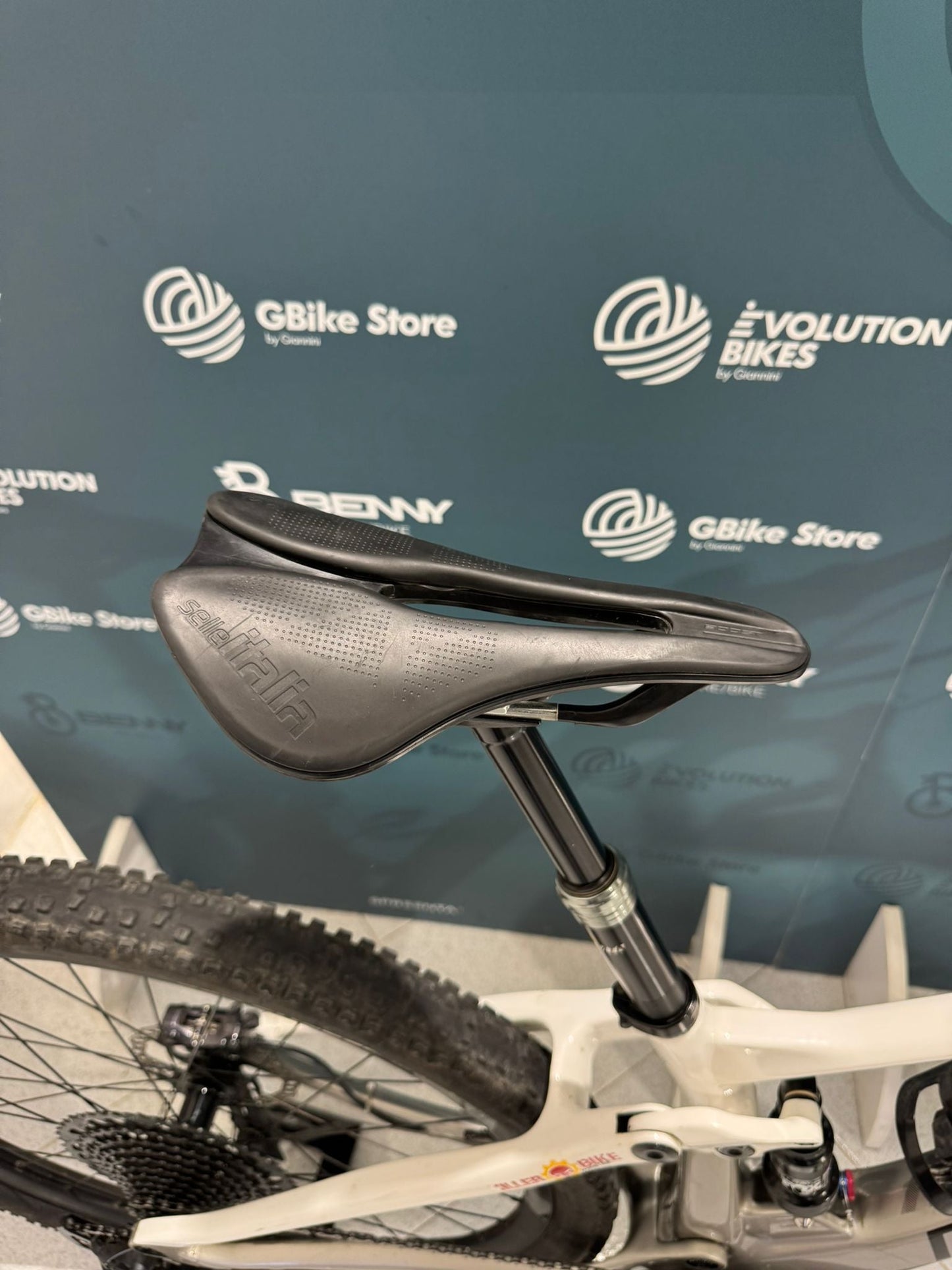 Tamaño de la pista Megamo S - Usado