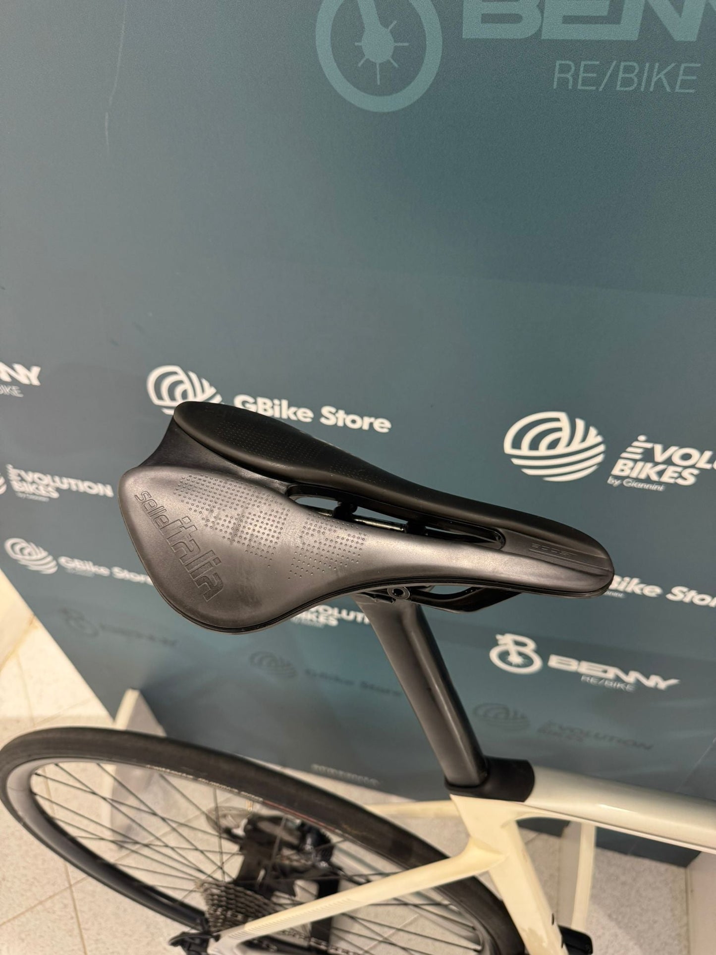 Megamo Pulse Elite Disc Taglia XL - Usata