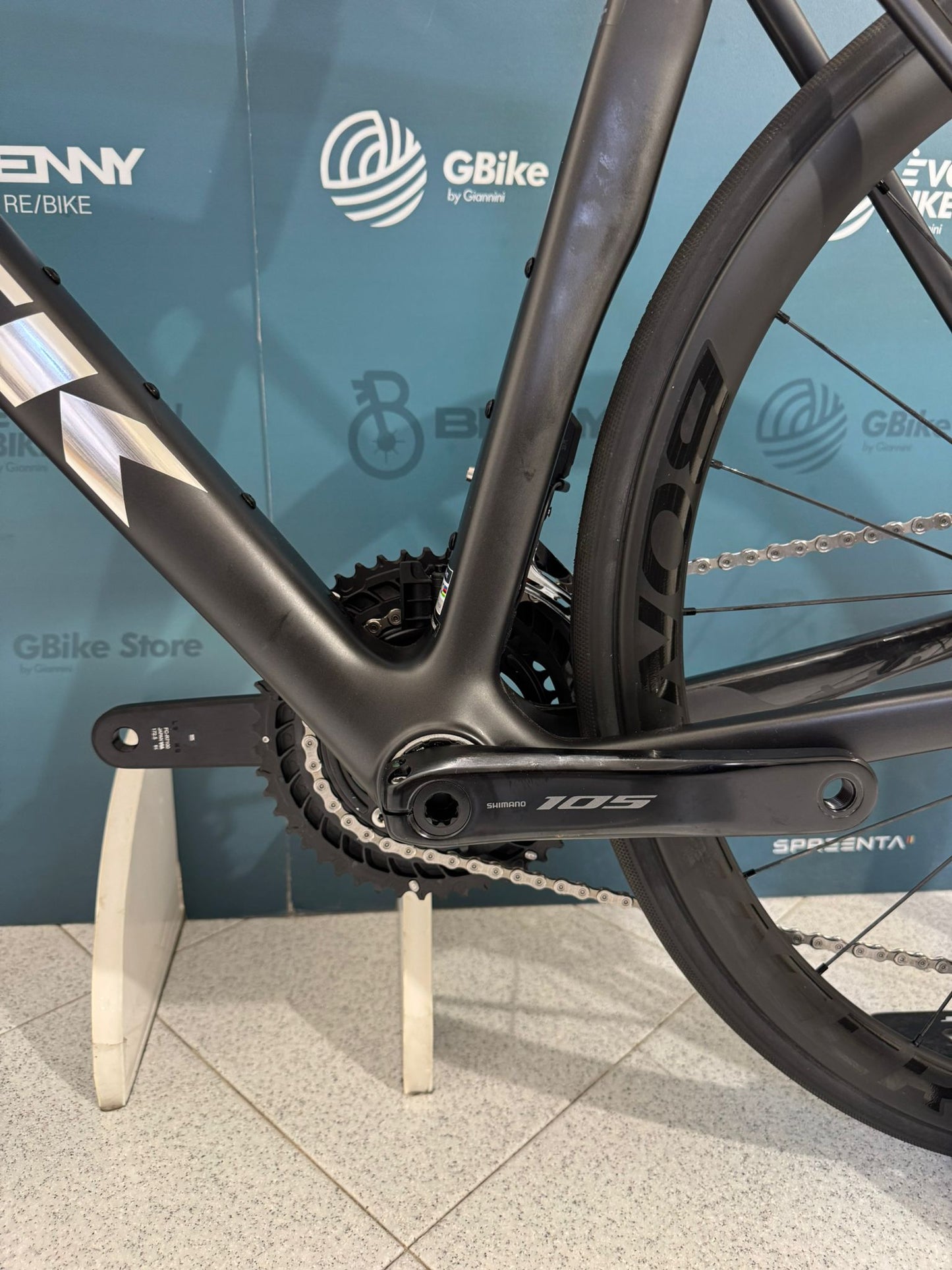Trek Madone SL 6. 8. Januar 2025 Größe ML – Demo