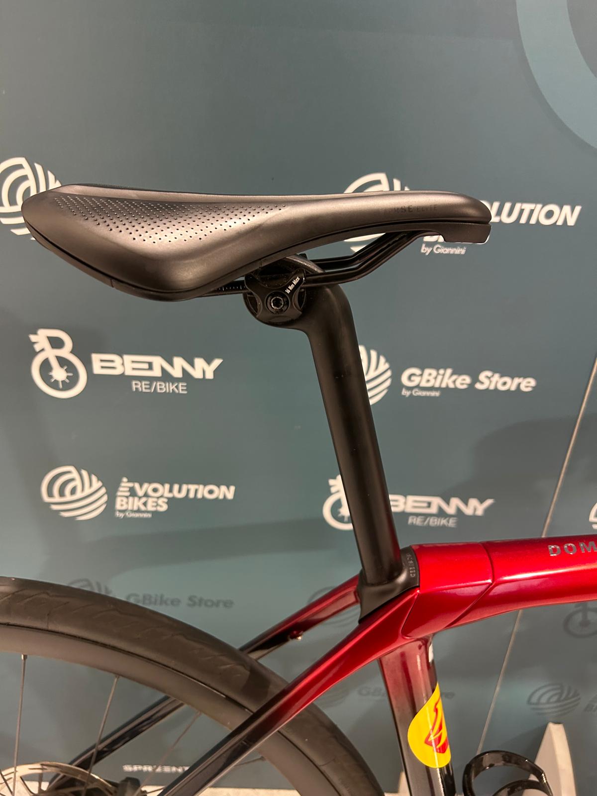 Trek Domane SLR 7 AXS RD-BL Taglia 54 - Usata