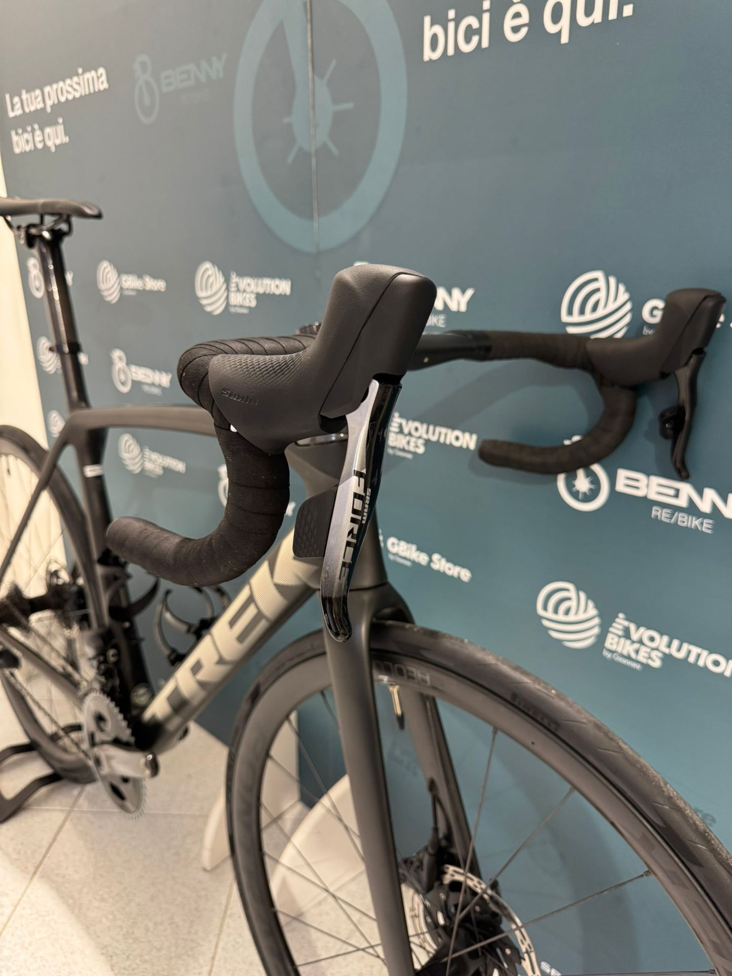 Trek Émonda SLR 7 AXS Rozmiar 56 - Używana