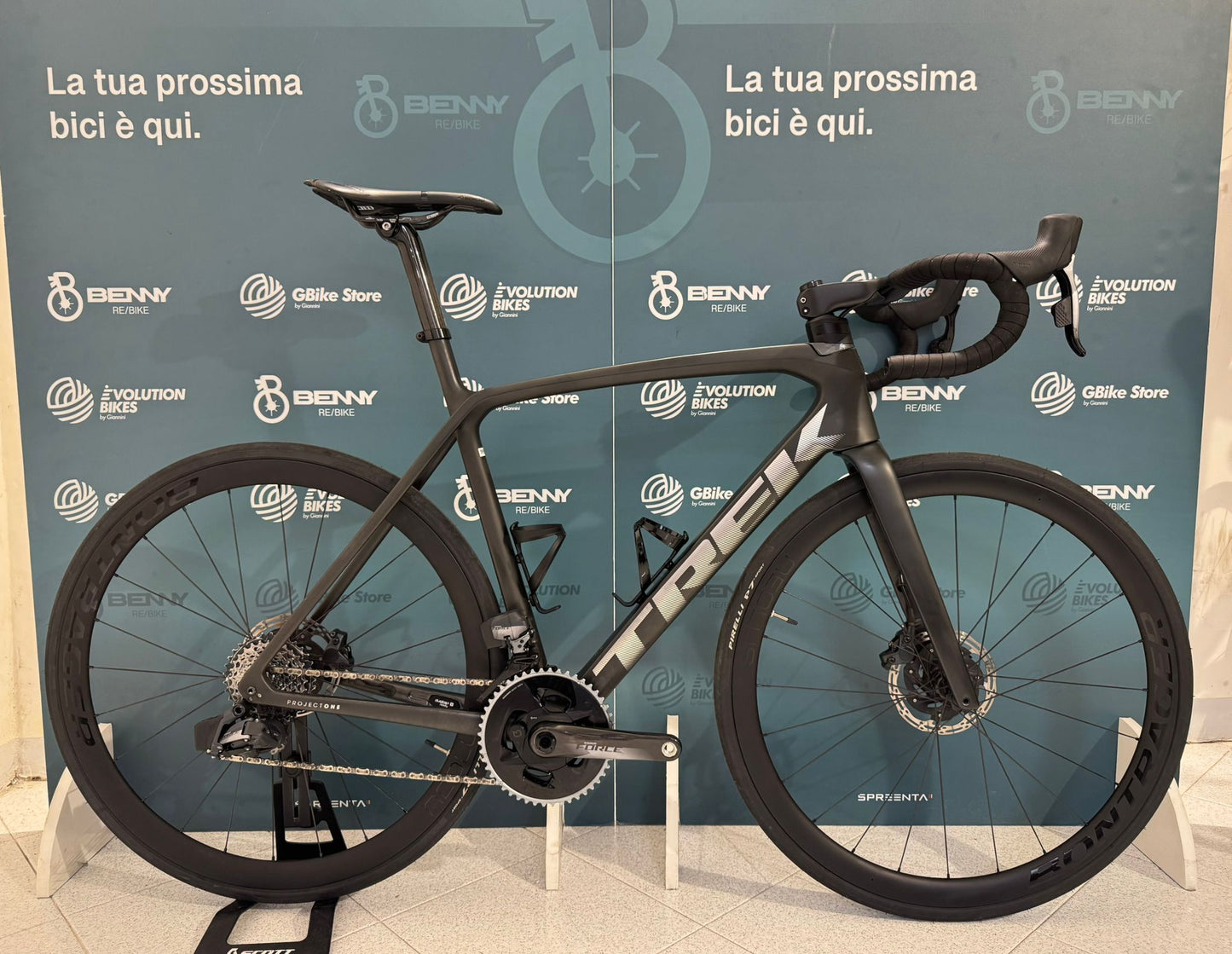 Trek Émonda SLR 7 AXS Taglia 56 - Usata