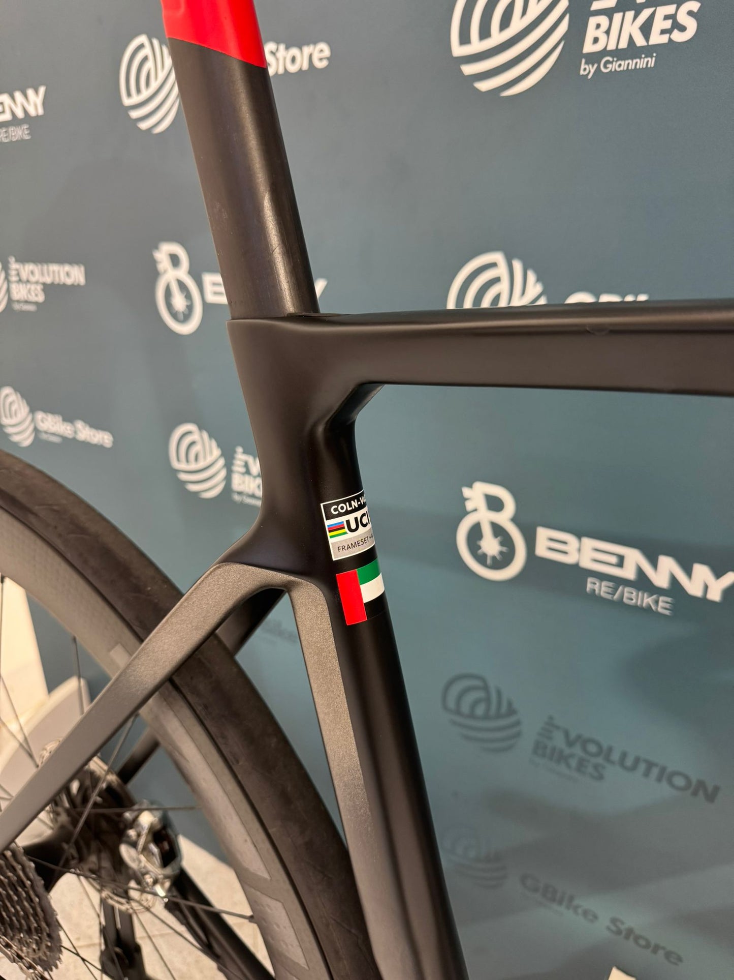 Colnago V4Rs AXS UAE Emirates Size 510 - Used