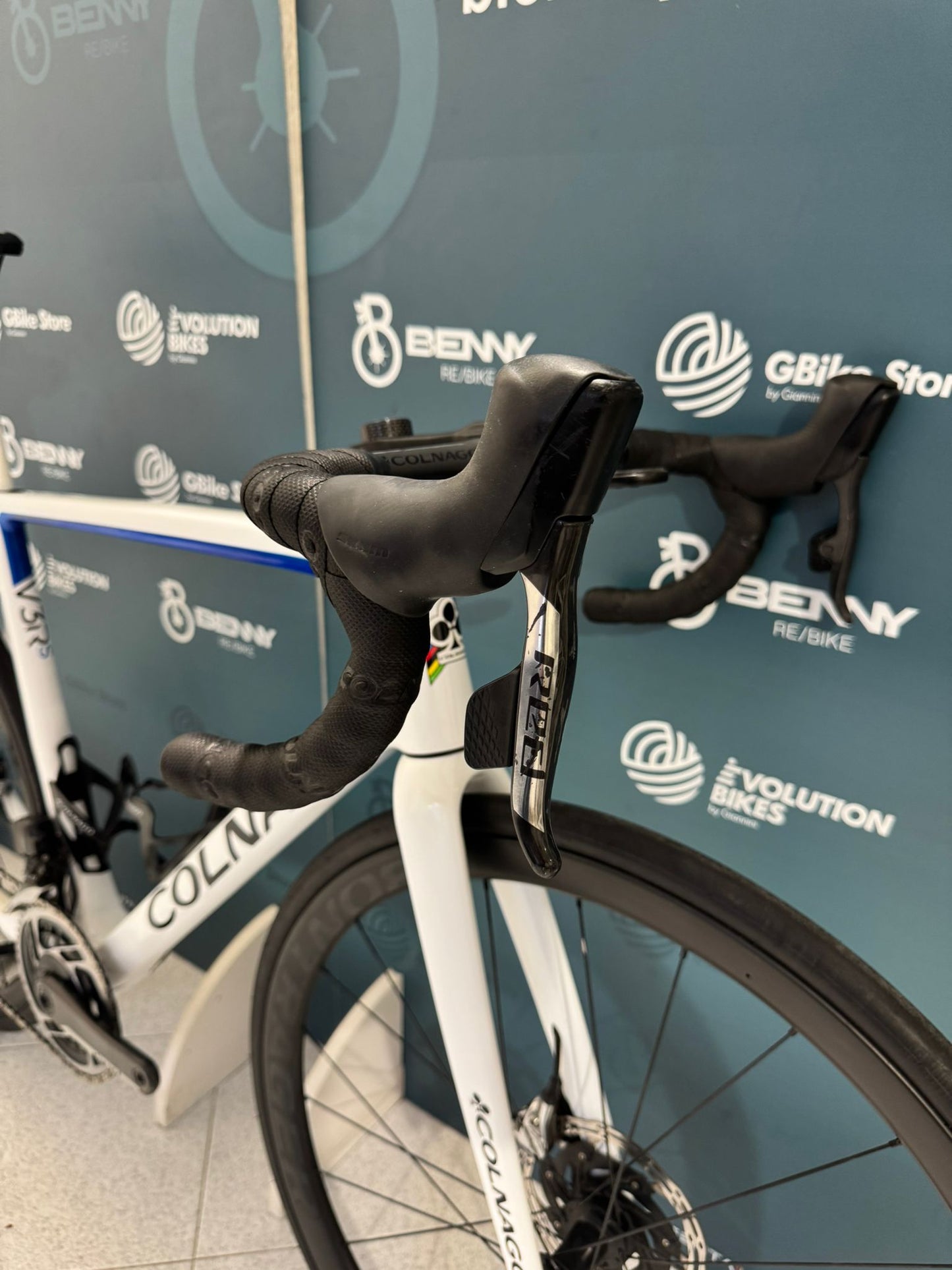 Colnago V3Rs Red AXS Size 52S - Used