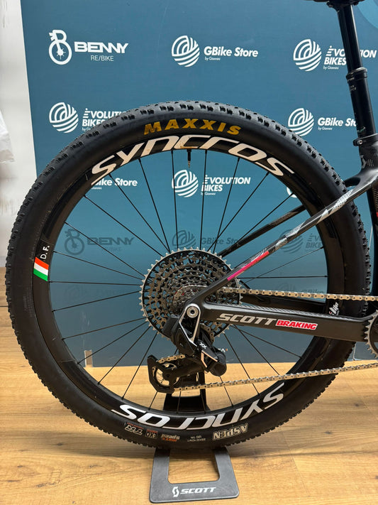 Scott Scale RC World Cup XX AXS Size S - Official Team