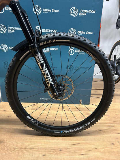 Megamo Nativo 10 Tamaño L - Usado