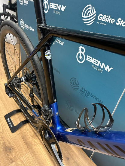 Canyon Ultimate CF SL 8 Aero Tamaño S - Usado