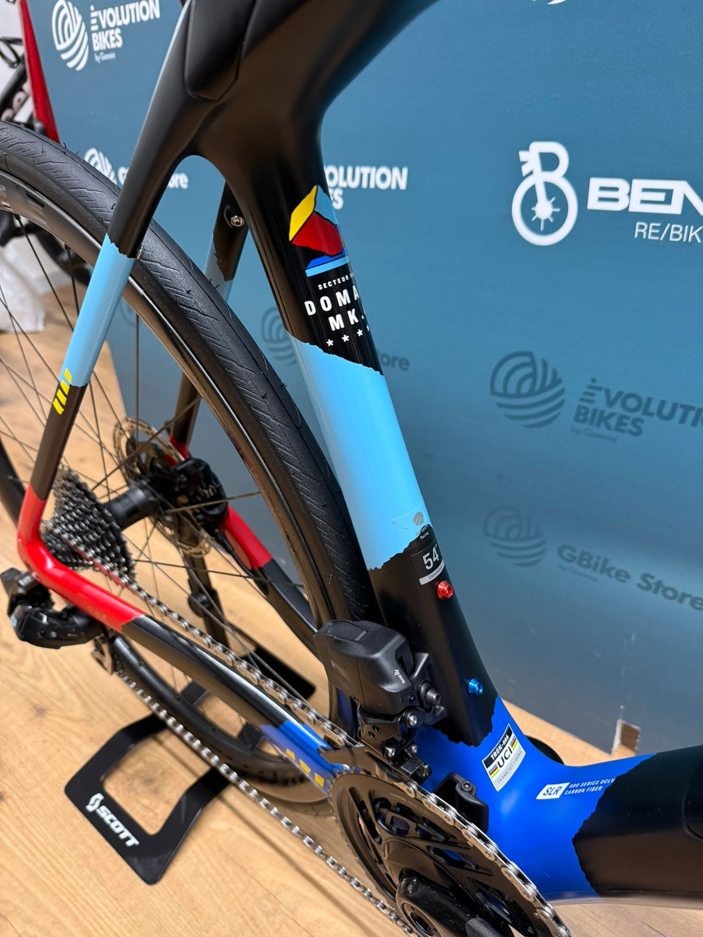 Trek Domane SLR 7 AXS Team Réplique Taille 54 - Occasion