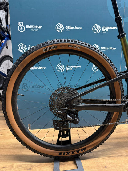 Hymne géant Pro 1 taille L - Utilisé