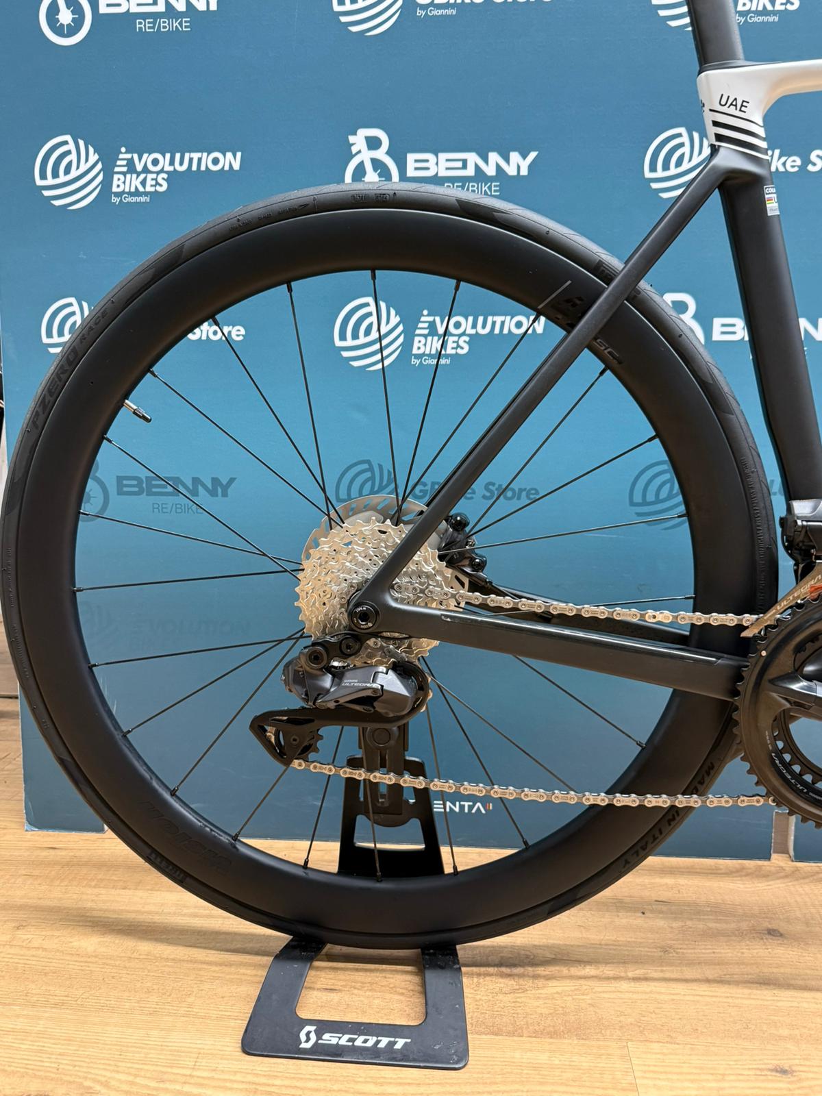 Colnago V5RS Ultegra Di2 R8170 SC45 Größe 510 – Demo