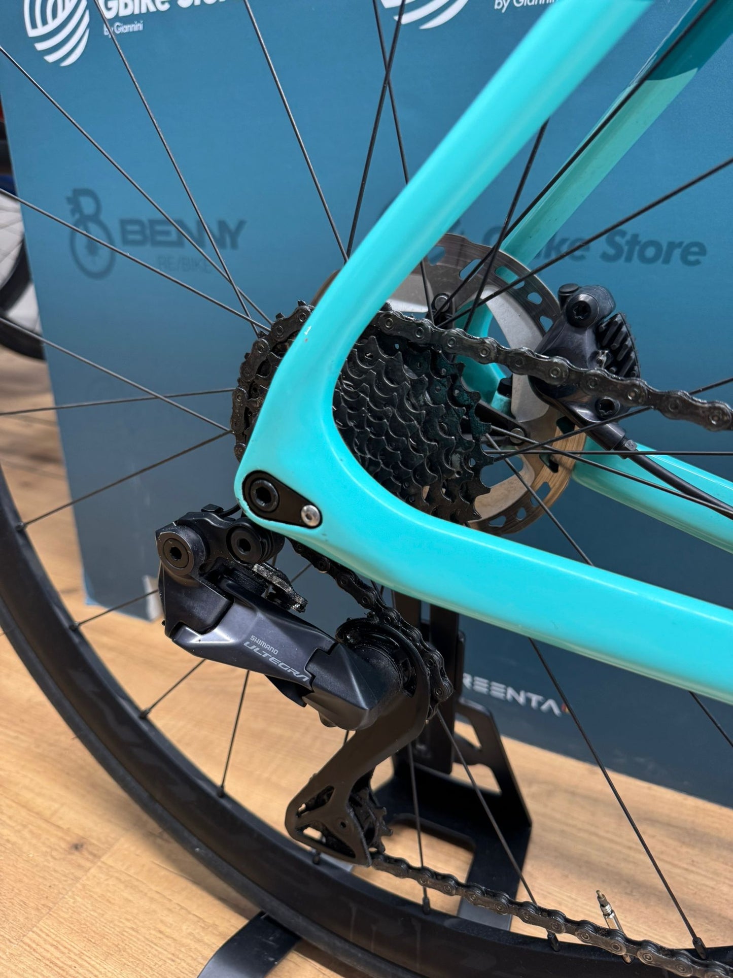 Bianchi Infinito Disc Ultegra Di2 12v Rozmiar 53 - Używany