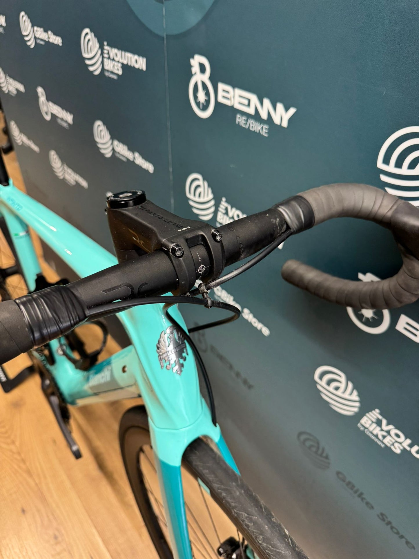 Bianchi Infinito Disc Ultegra Di2 12v Rozmiar 53 - Używany