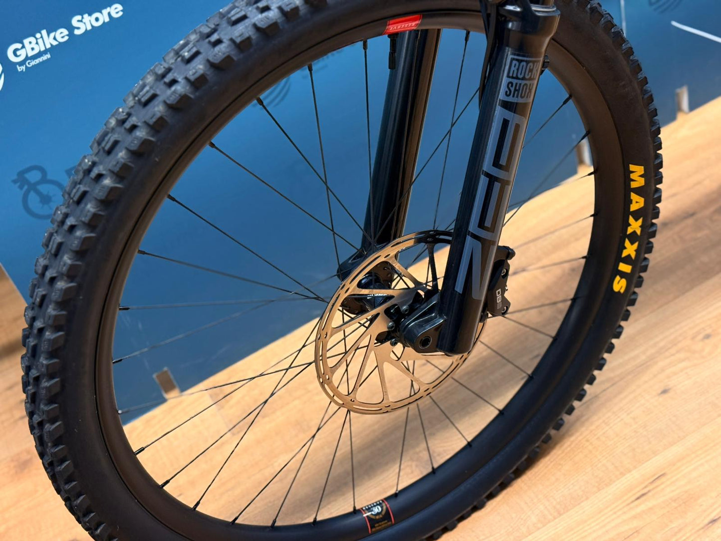 SANTA CRUZ Bullit 4 C 70 - PRUEBA DEMO - Tamaño M - 312 kilometros