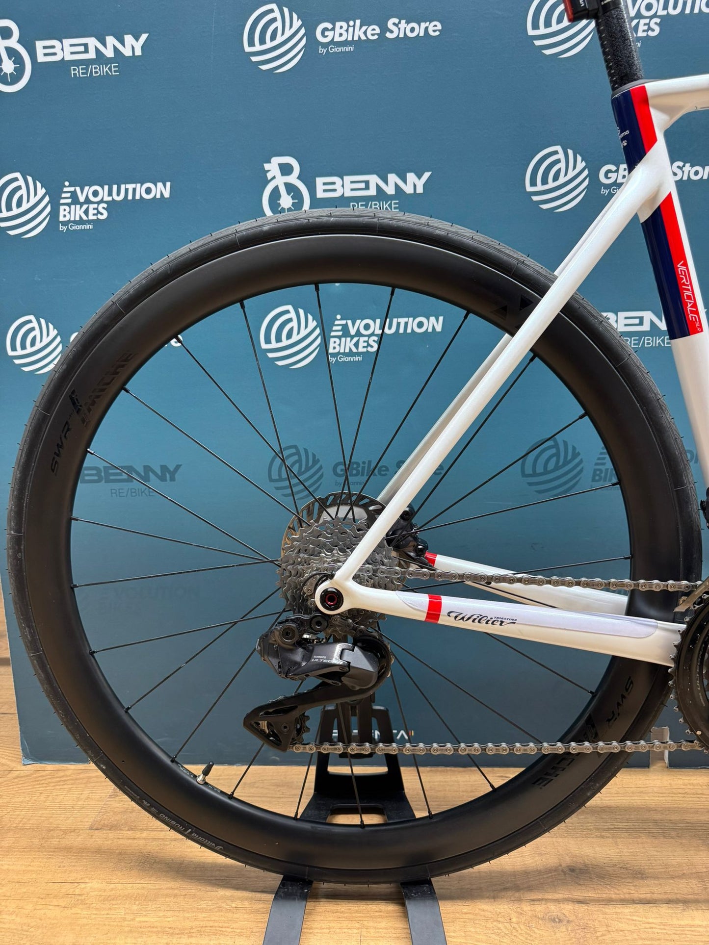 Wilier Verticale Tamaño SLR Ultegra Di2 L - Usado