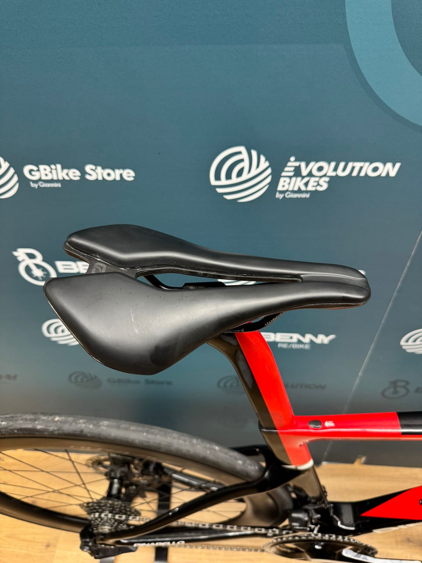 Pinarello Dogma F Ultegra Di2 12v Size 50 - Used