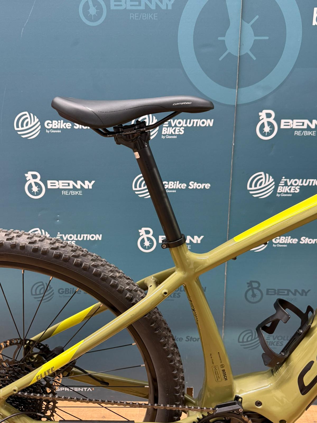 Corratec E-Power X-Vert LTD GENT 750Wh Taille 44 - Démo-Test