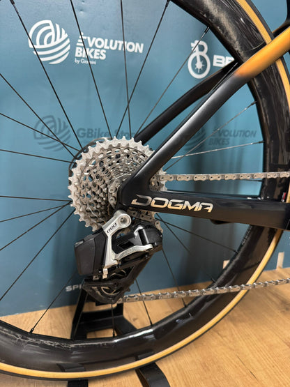 Pinarello Dogma F Red E1 AXS 12v Größe 51,5 - Gebraucht