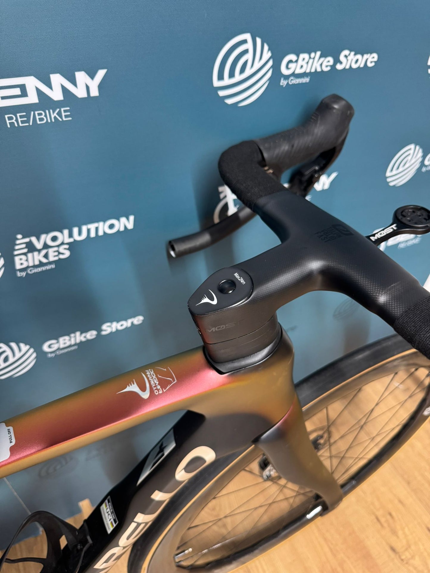 Pinarello Dogma F Red E1 AXS 12v Größe 51,5 - Gebraucht