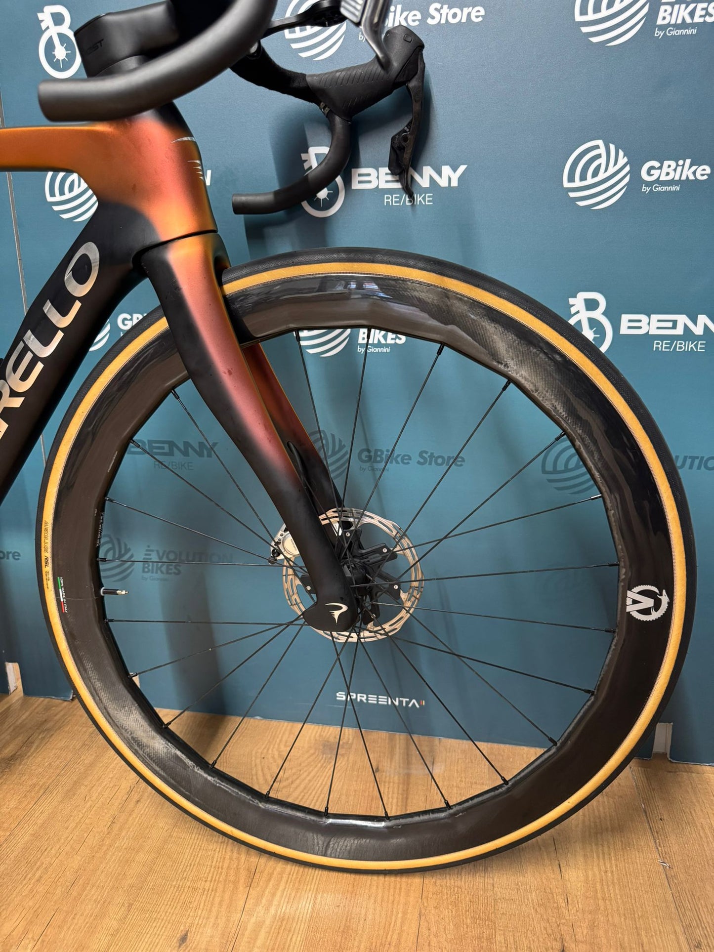 Pinarello Dogma F Red E1 AXS 12v Größe 51,5 - Gebraucht