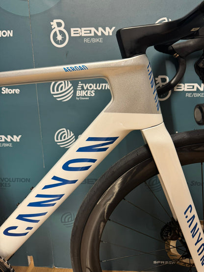 Rozmiar Canyon Aeroad CF SLX 8 M - Używany