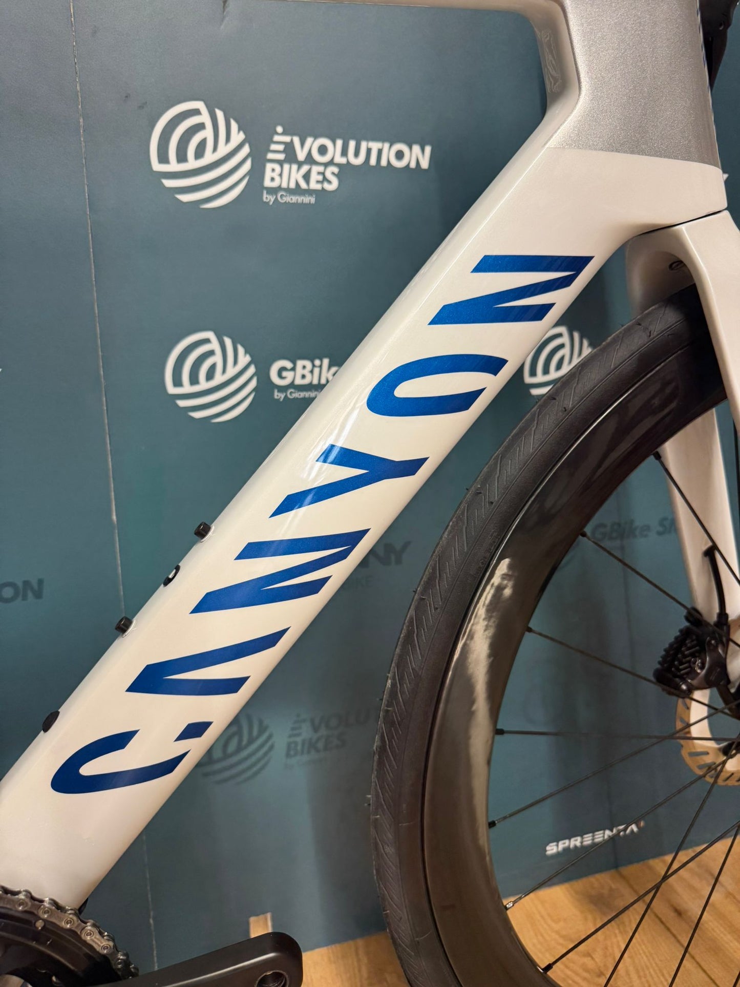 Rozmiar Canyon Aeroad CF SLX 8 M - Używany