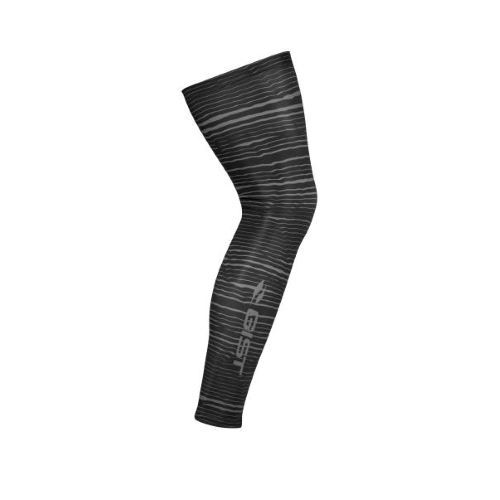 Nogi w Black Lycra Gist